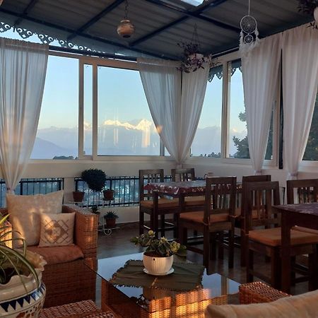 Indivar Homestay ダージリン エクステリア 写真