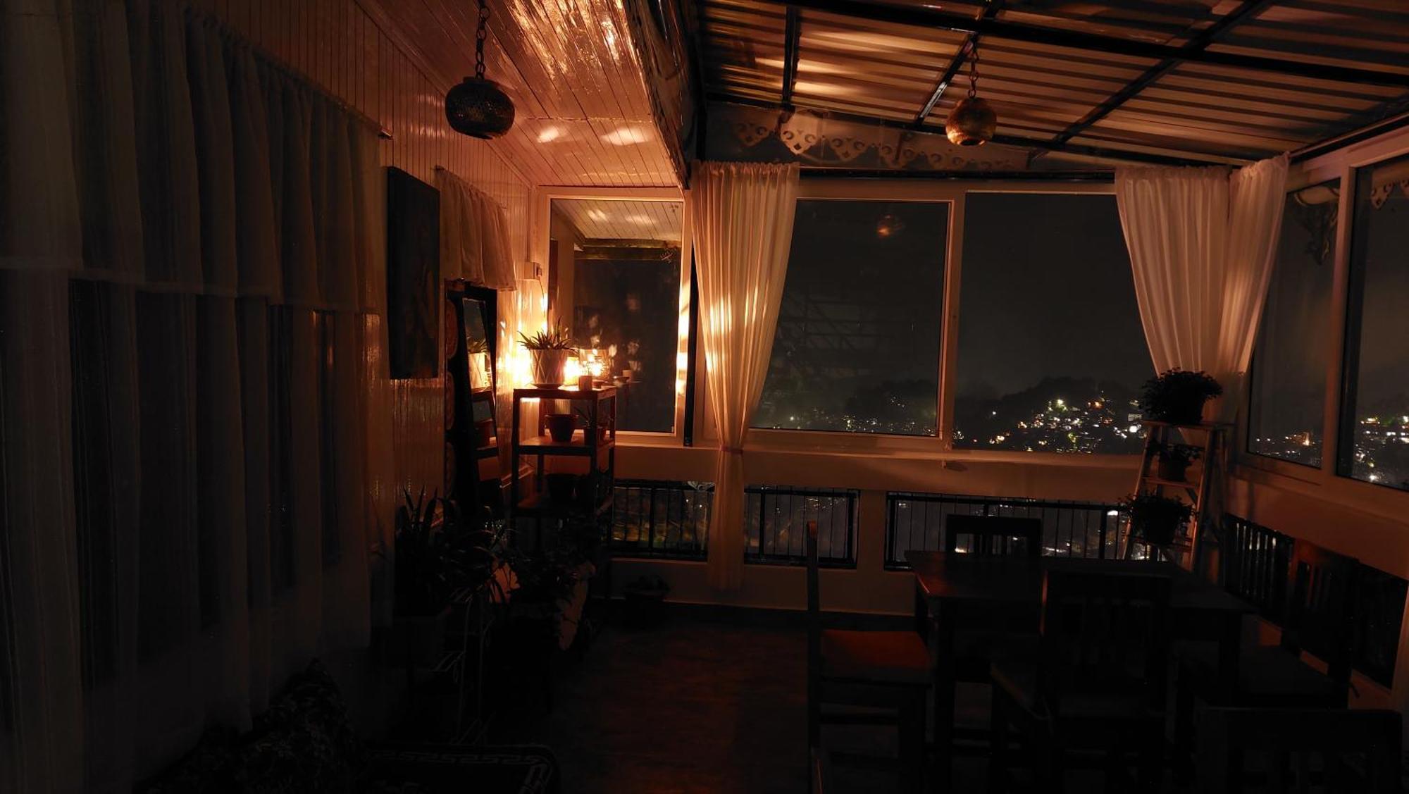 Indivar Homestay ダージリン エクステリア 写真
