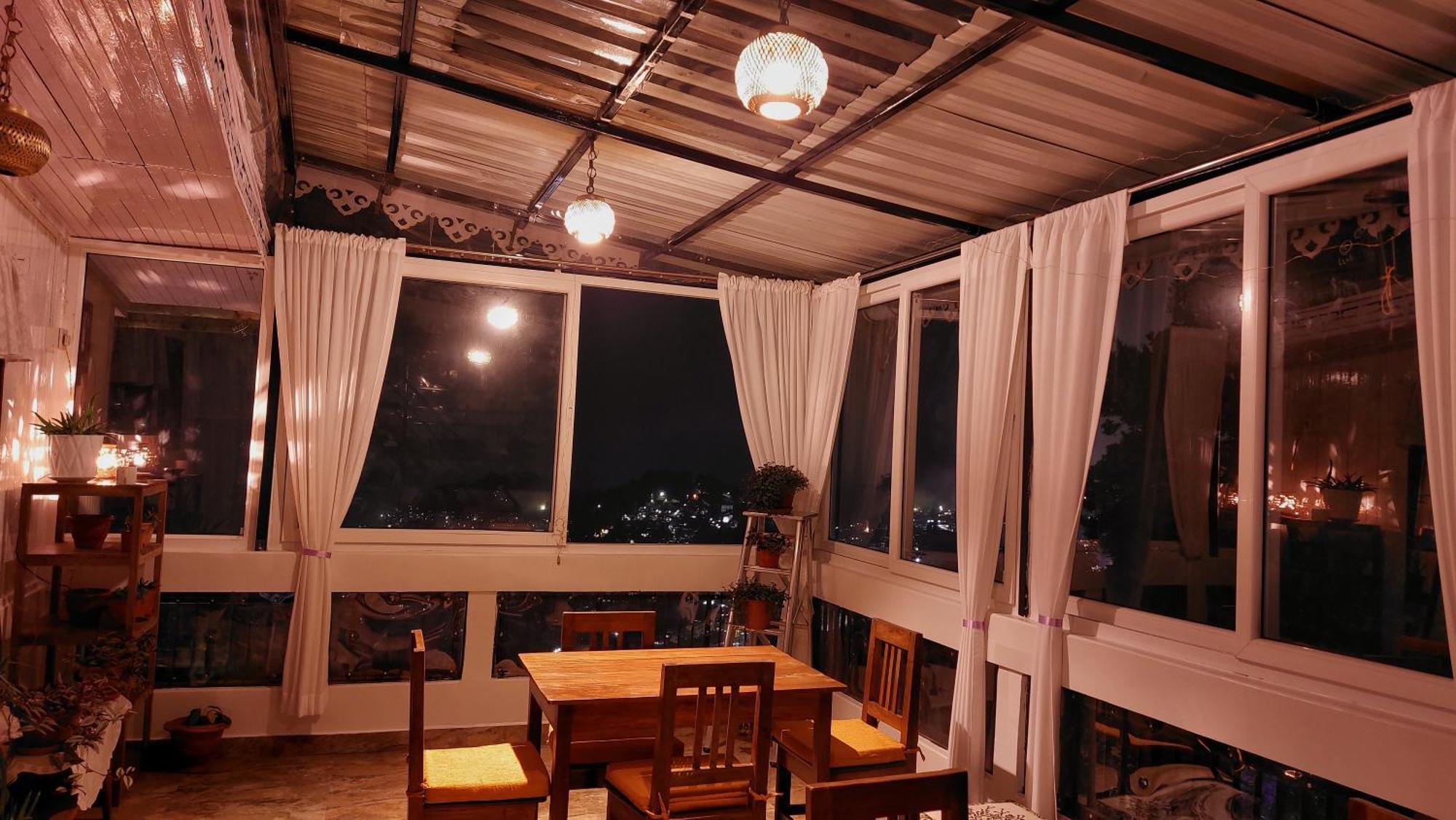 Indivar Homestay ダージリン エクステリア 写真