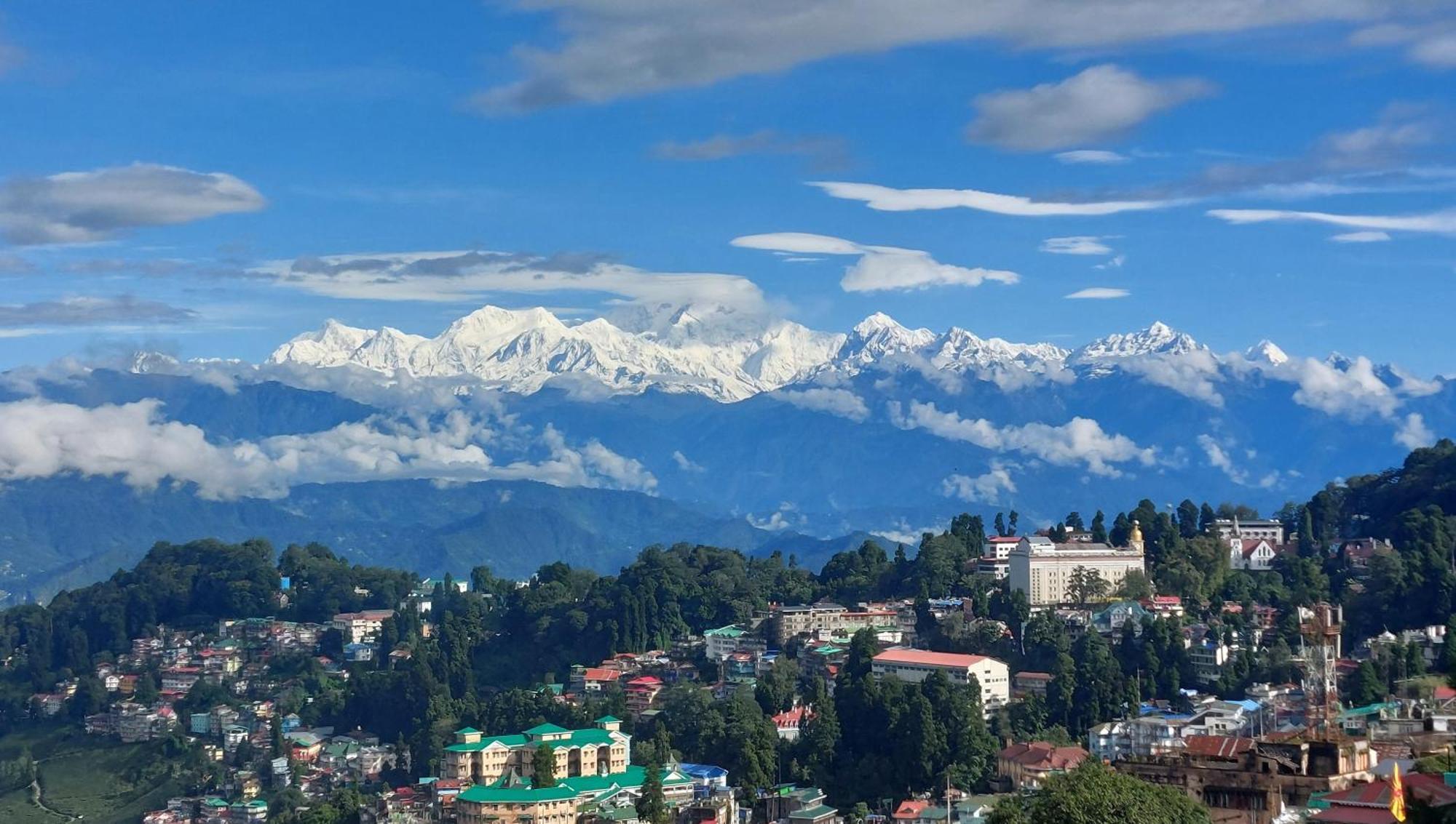 Indivar Homestay ダージリン エクステリア 写真