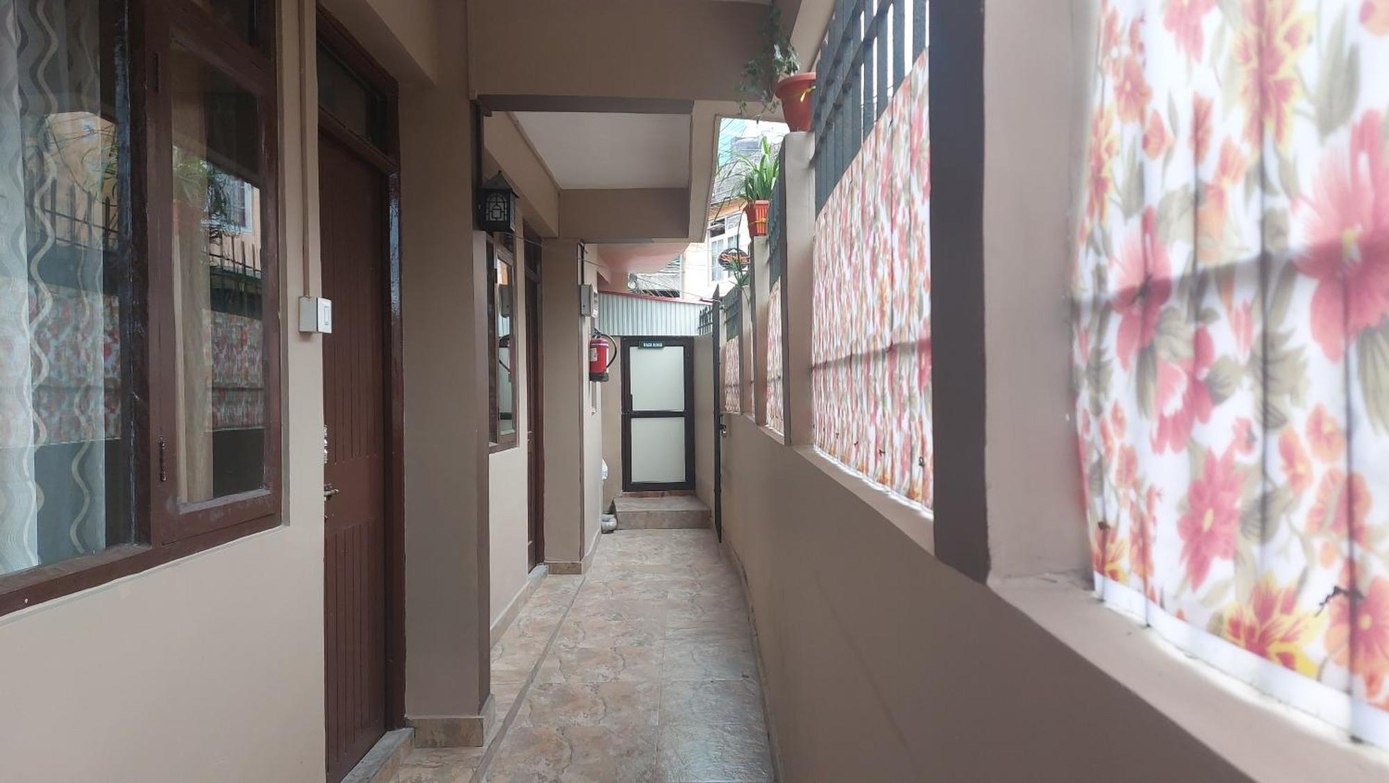 Indivar Homestay ダージリン エクステリア 写真